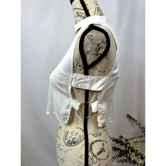 Charms Fashion Choker Crop Top V-Neck Rings on Each Side White M - Picture 7 of 15